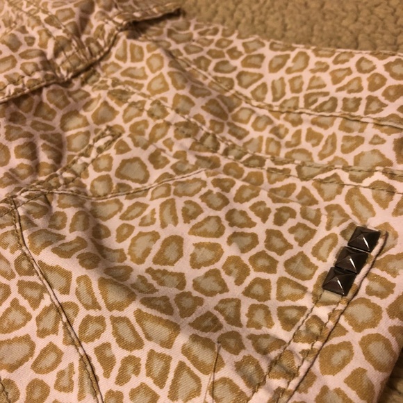 Kardashian Kollection leopard print pants - Picture 4 of 6